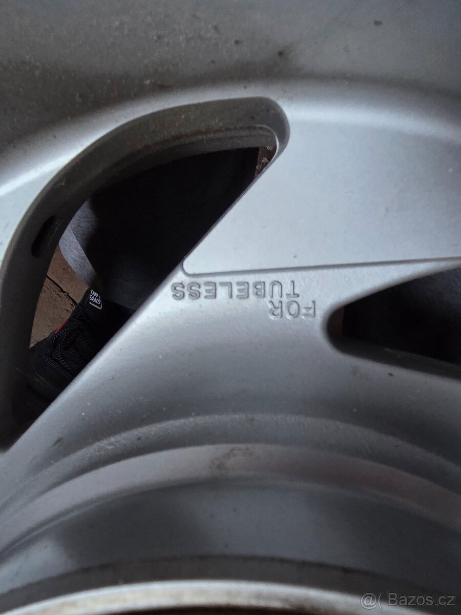 Suzuki Intruder M1800R ( - 7