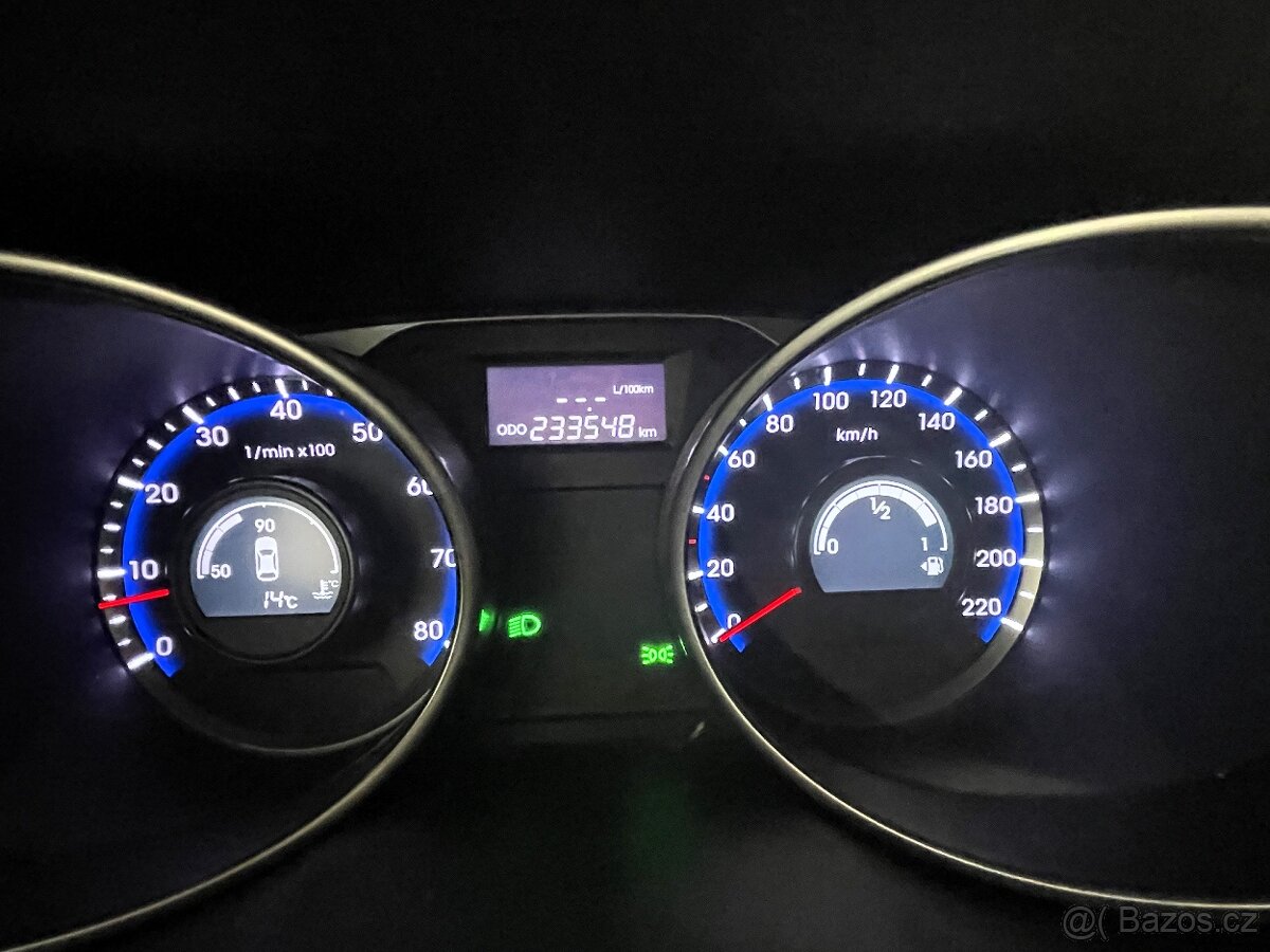 Hyundai ix35, 1.9, 1. majitel - 7