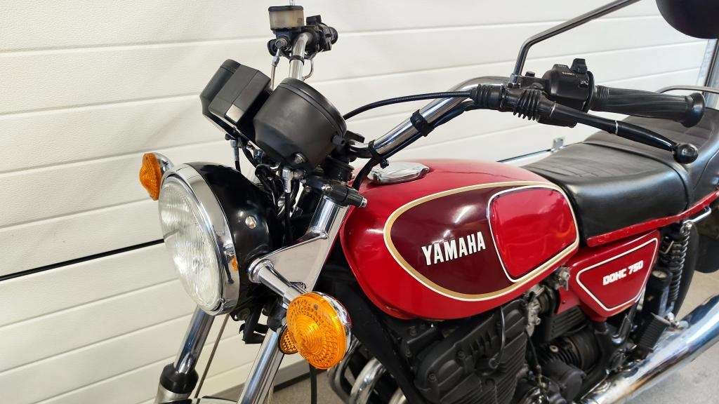 YAMAHA XS 750 1978 - 7