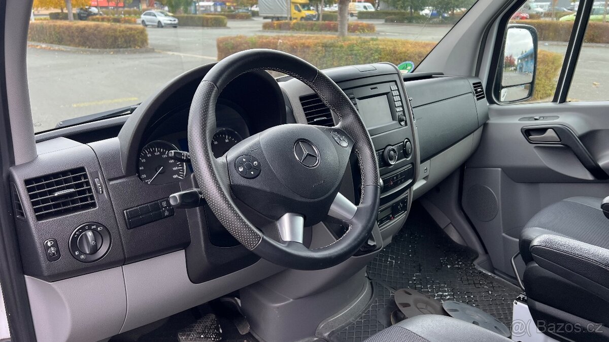 Mercedes Benz Sprinter L2H2 - 7