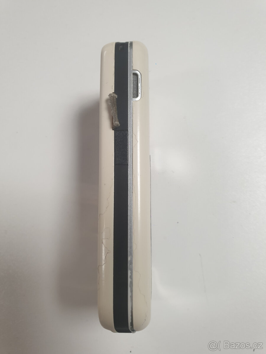 Nokia 7360 - 7
