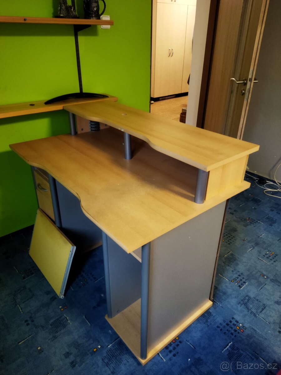 PC stůl - 7