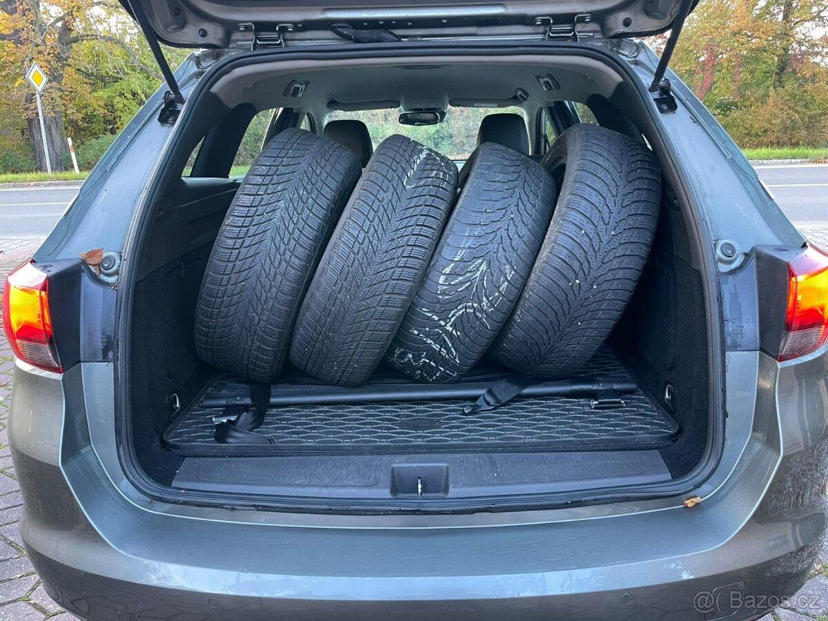 Opel Astra 90kW 1.MAJ ČR NEHAVAR. ZÁRUKA - 7