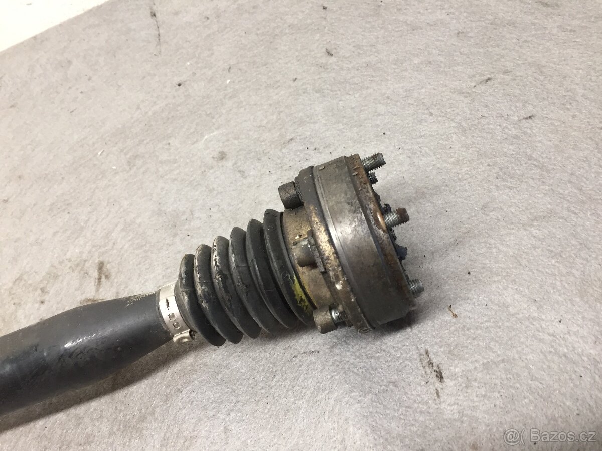 ŠKODA FABIA 2 1.4 63KW 2007-2014 - POLOOSY - 7