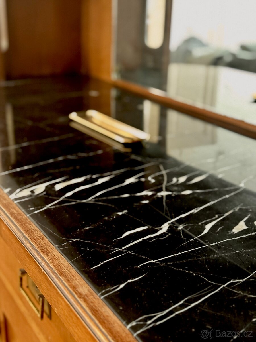 Secesní knihovna s mramorem - 7