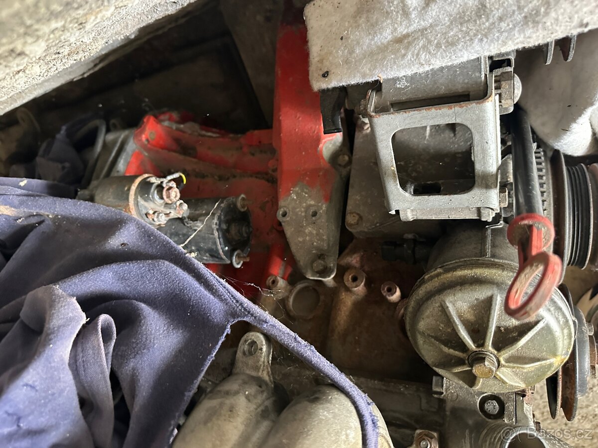E30 M40B18 motor - 7