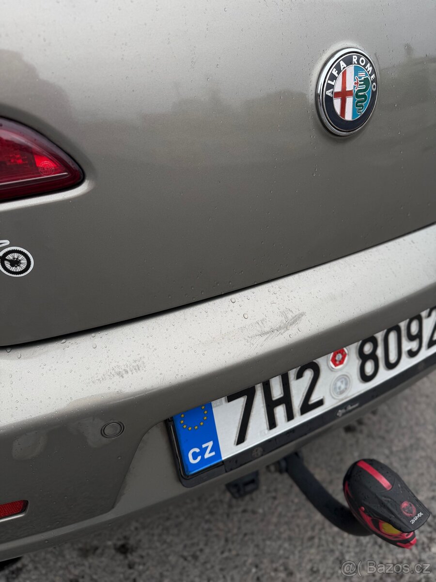 Alfa Romeo 159 Sportwagon 2.4 JTDM, 2007, 238 000 km, manuál - 7