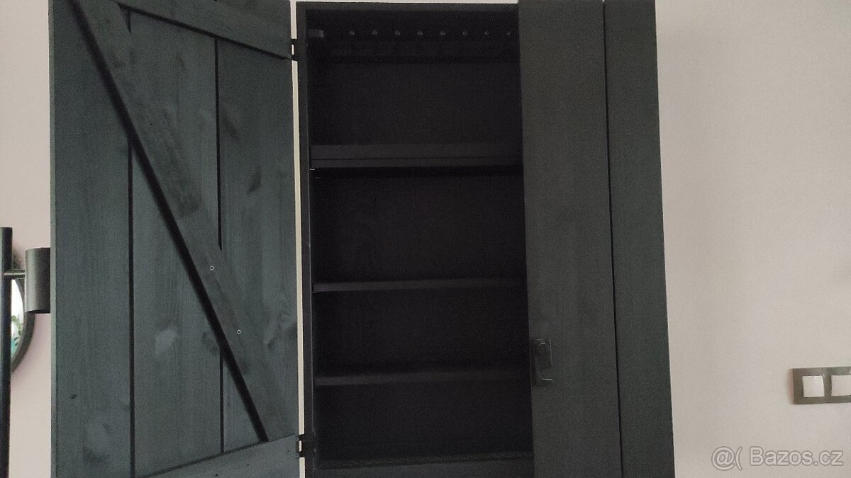 Závěsná skříňka Ikea (barová) - 7