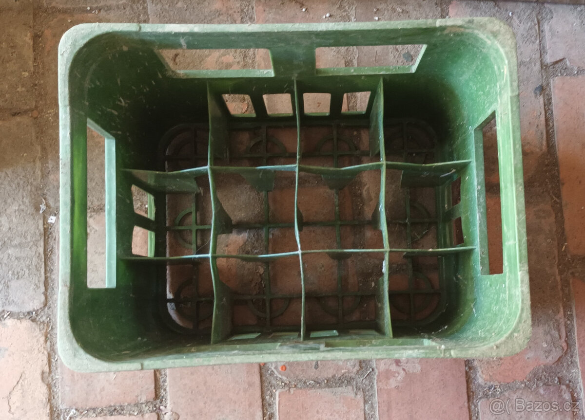 BARELY ,kanystry plech i plast , soudek - 7