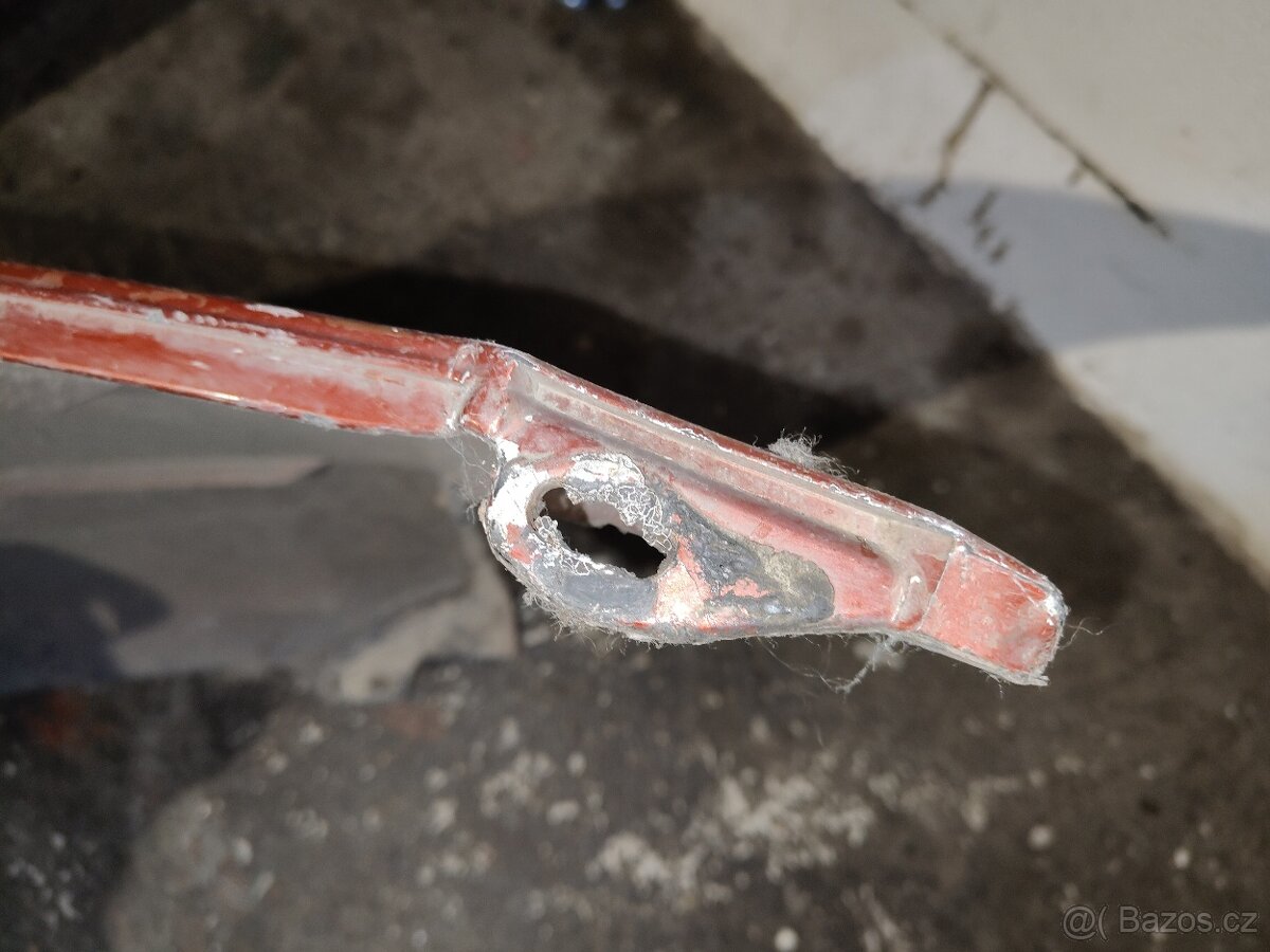 Nárazníky Mazda 323 - 7