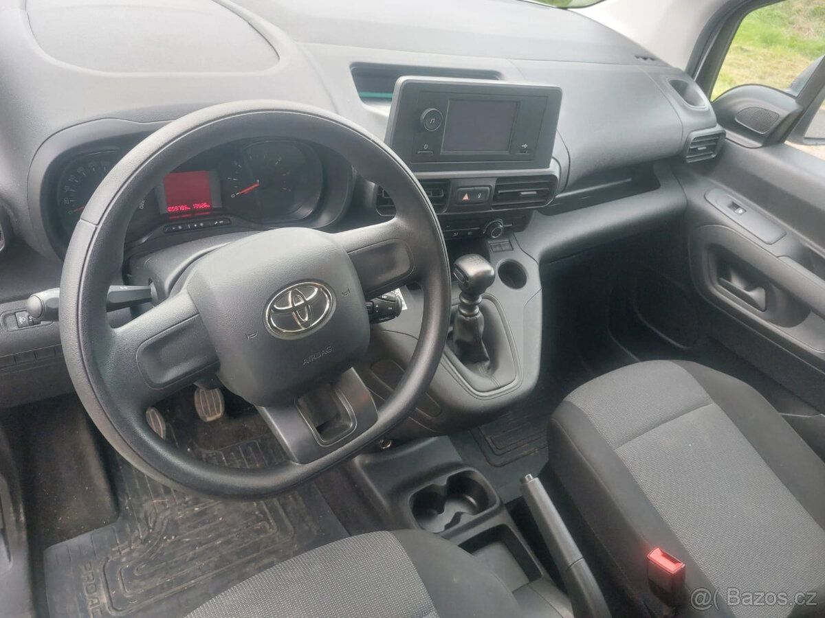Toyota Proace City - 7