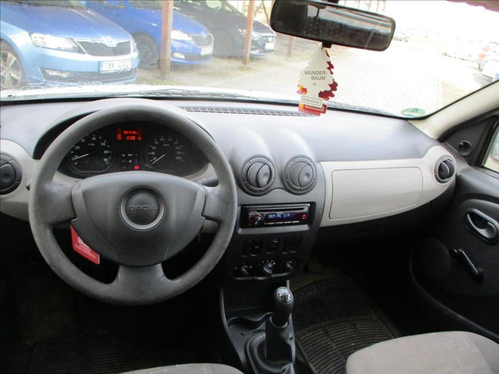 Dacia Sandero 1,4 i - 7