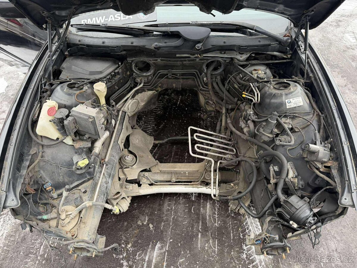 Náhradní díly BMW e39 cosmosschwarz - 7