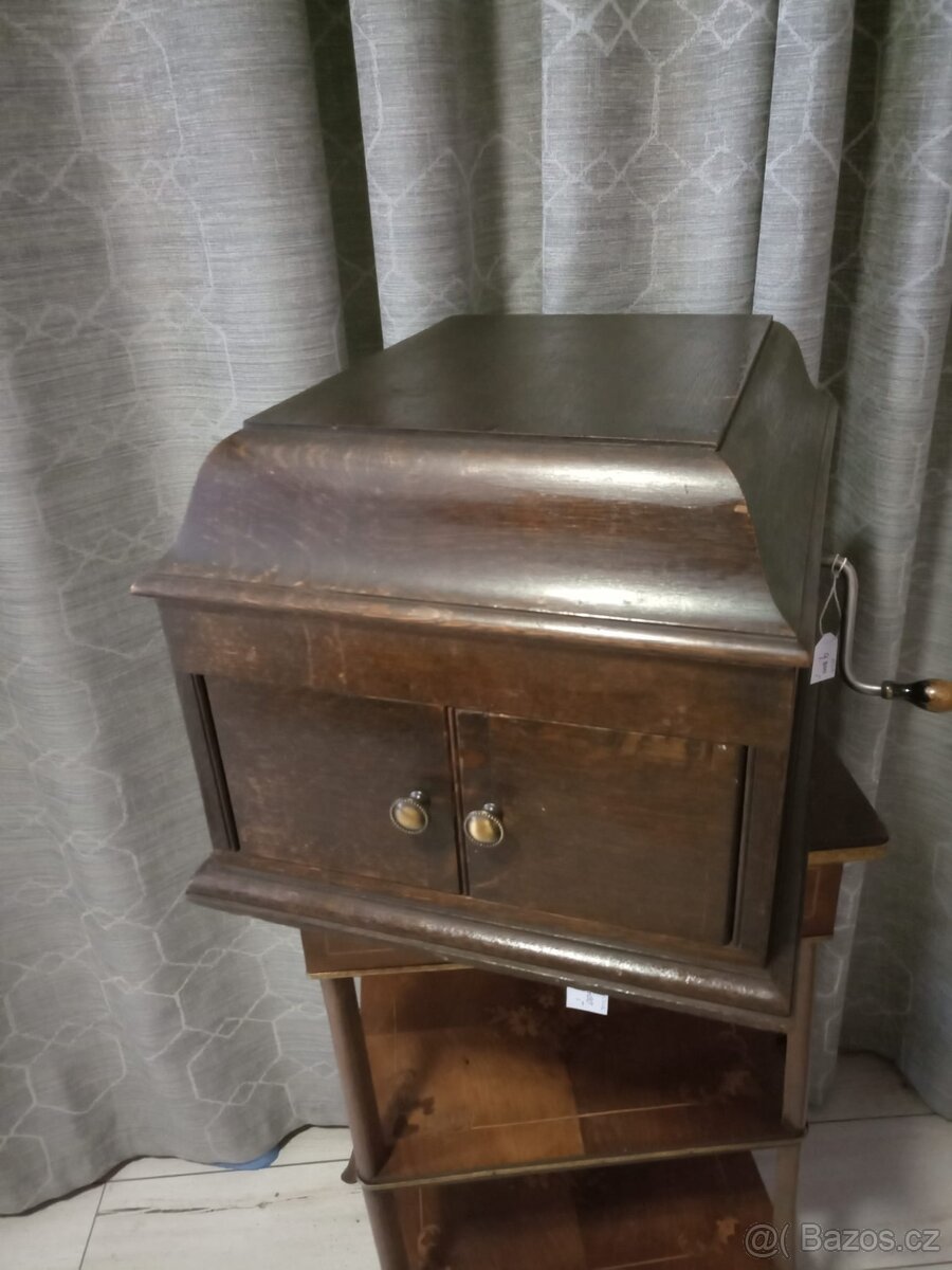 Gramofon His Masters Voice - 7