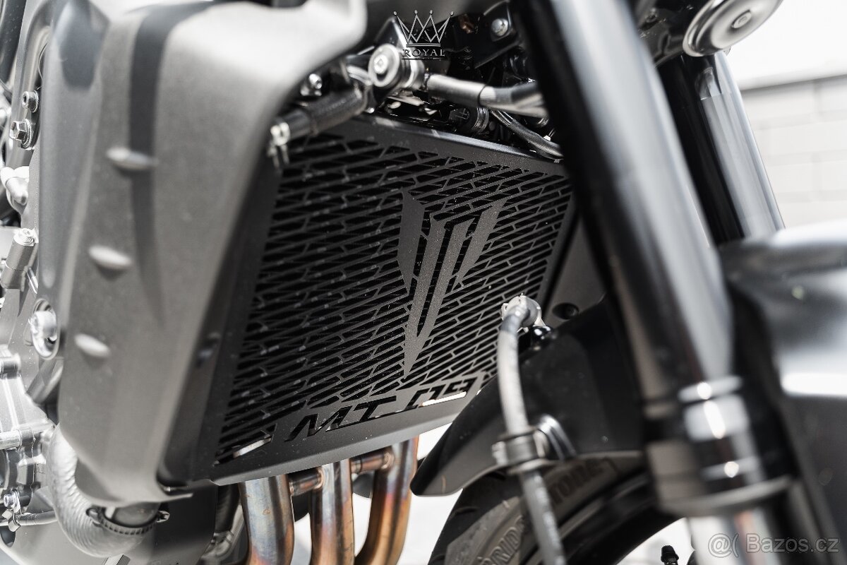 Yamaha MT-09 + Výfuk Akrapovič so zvodami - 7