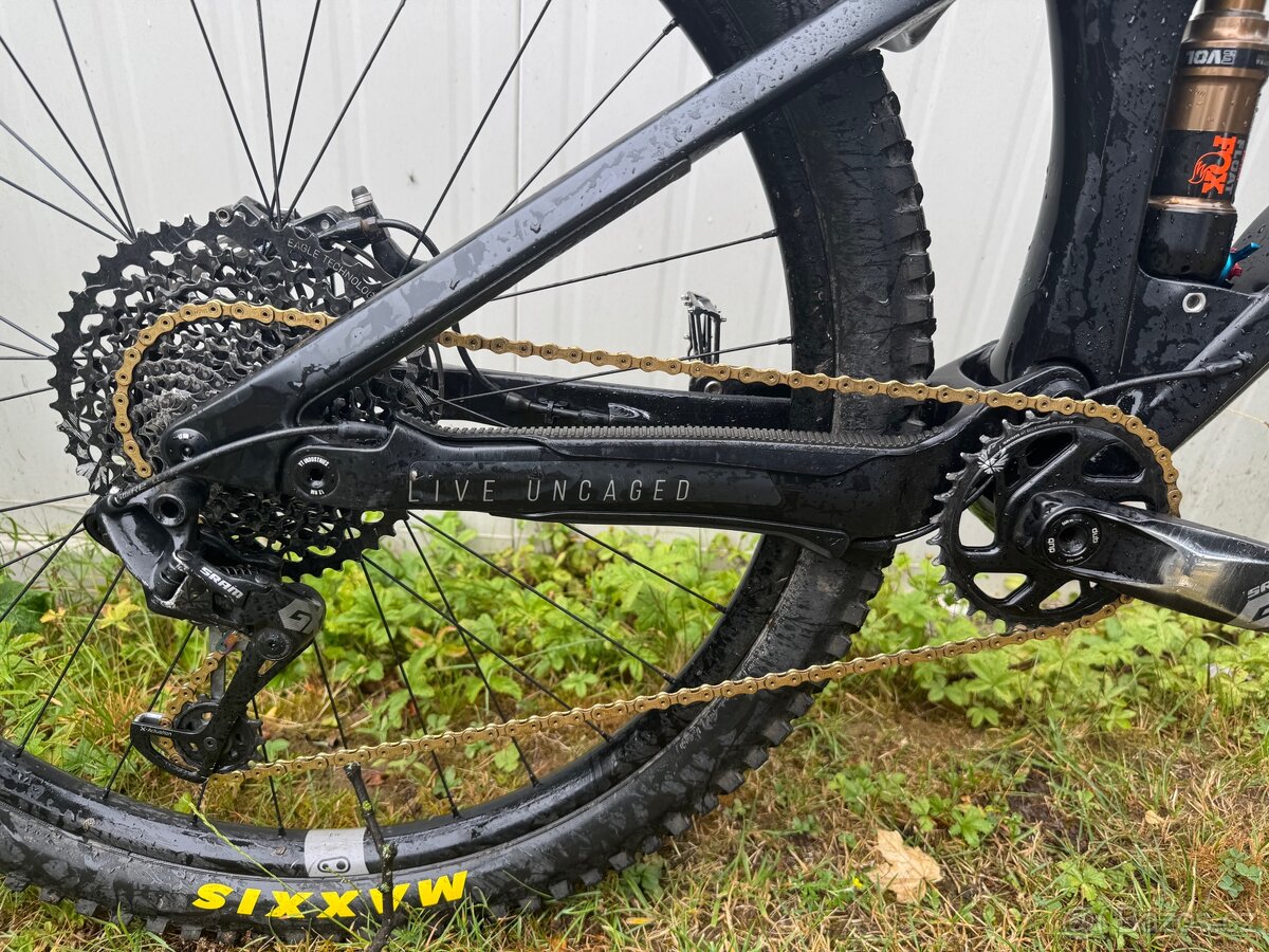 Celopružné kolo YT L - 7