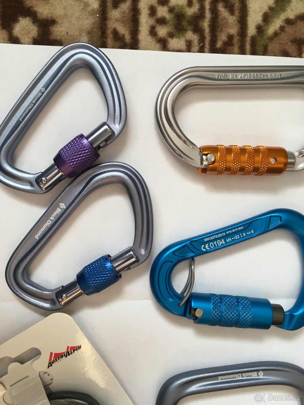 Karabíny karabínky 3 x triple-lock, 2 x screw-lock, nové - 7