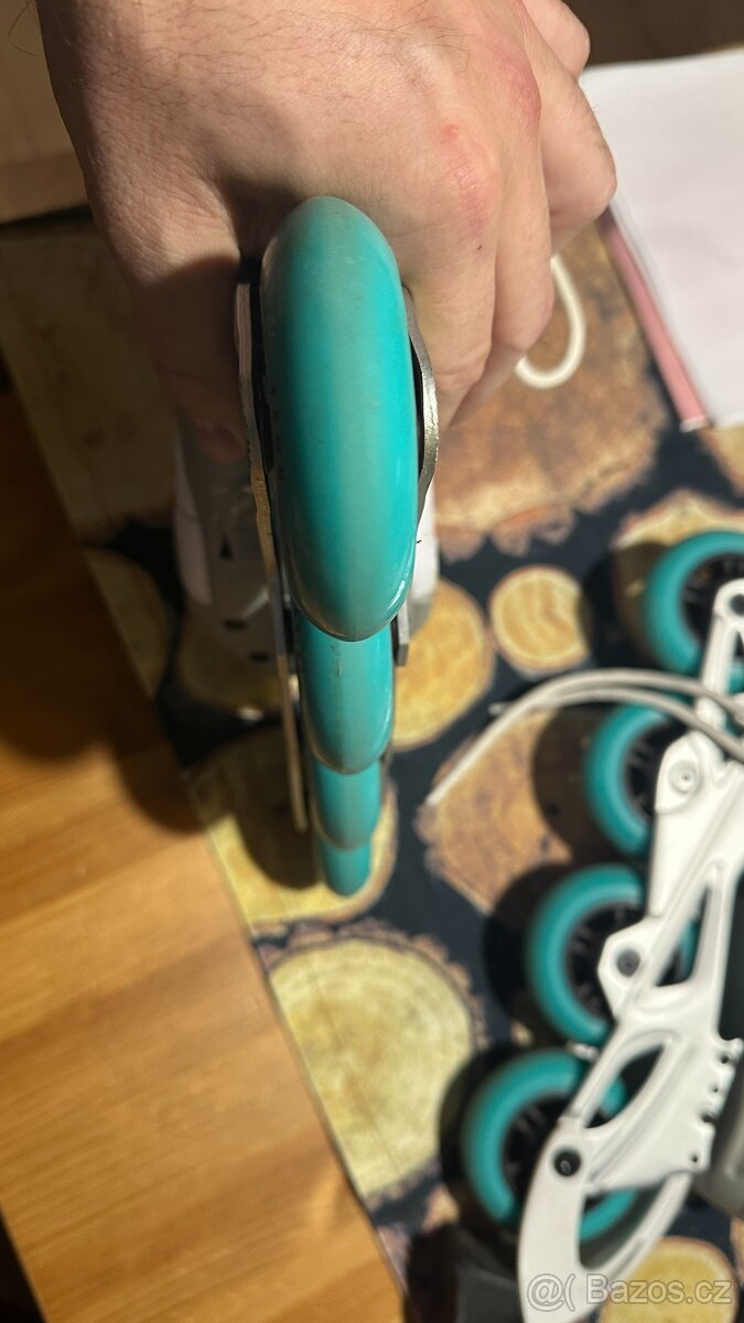 In-line kolečkové brusle vel.37 - 7