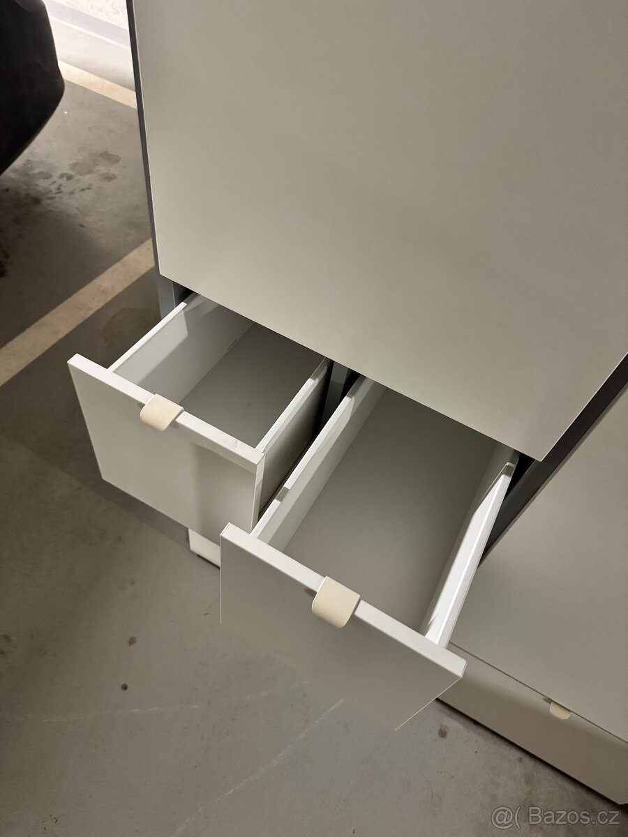 Skříně 215x120x60 - 7