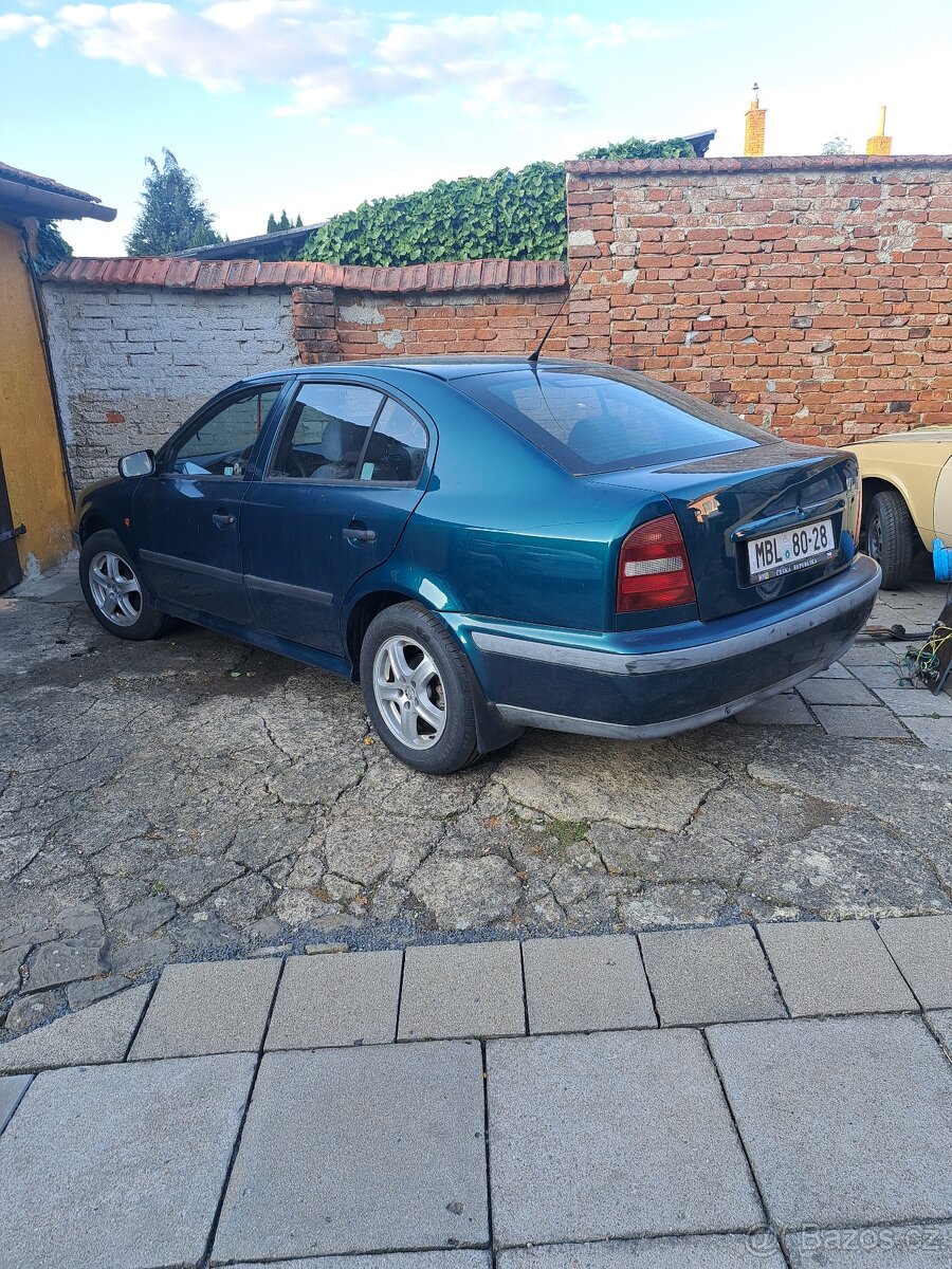 Prodám Škoda Octavia 1.8 20v slx - 7