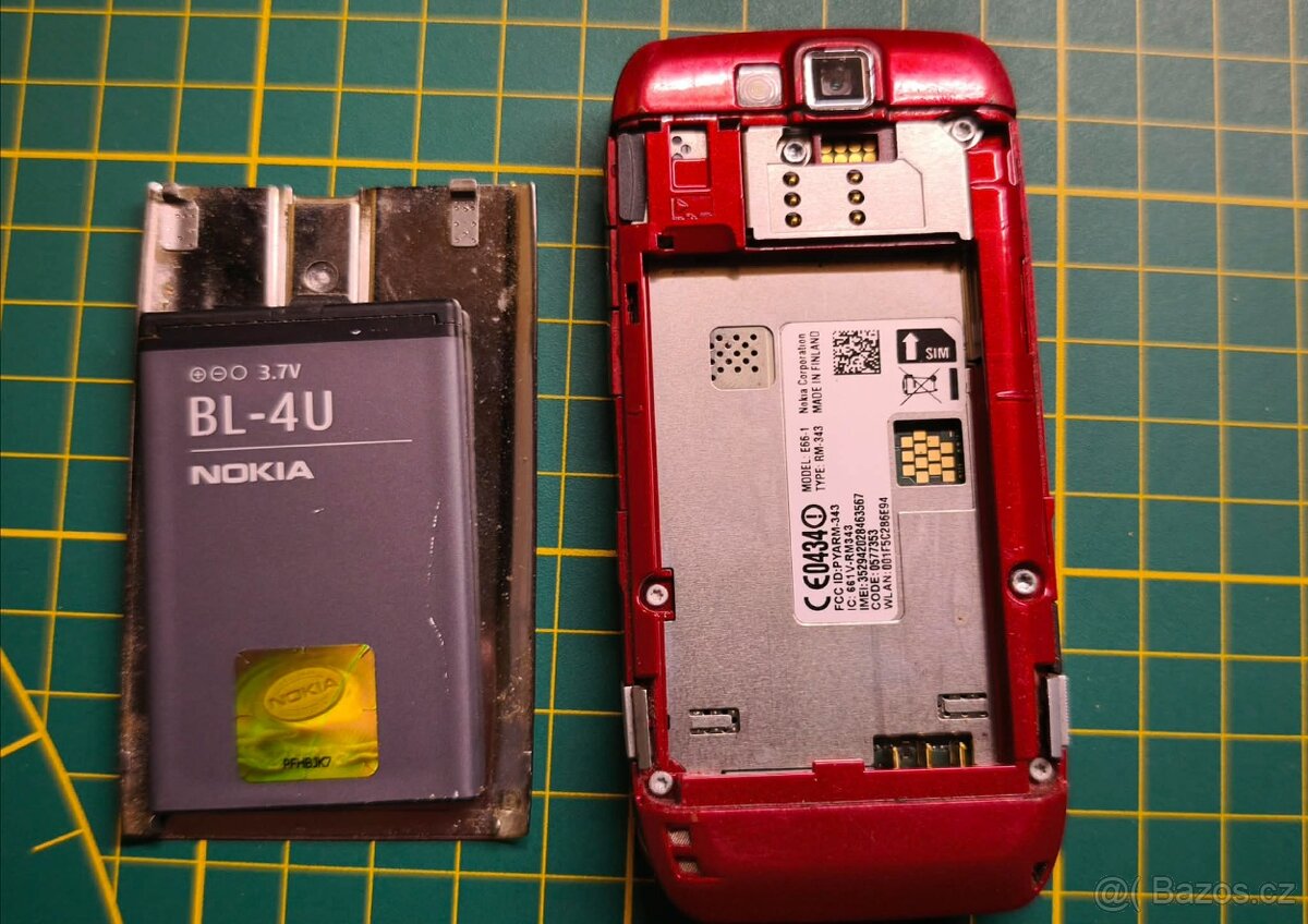 Nokia E66 RED - 7
