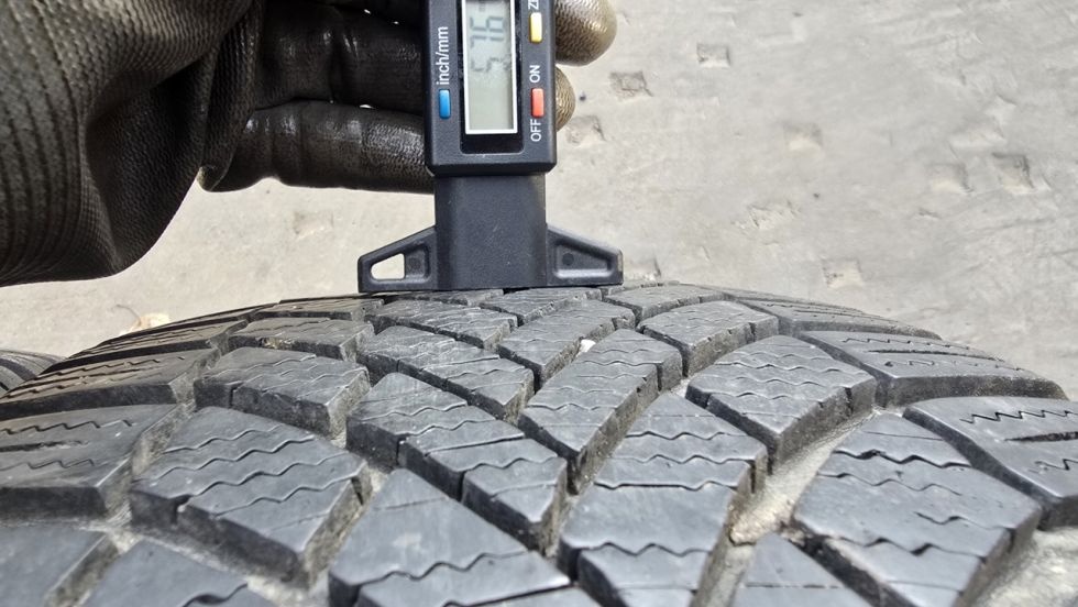 Zimní pneu 205/55/17 Bridgestone - 7