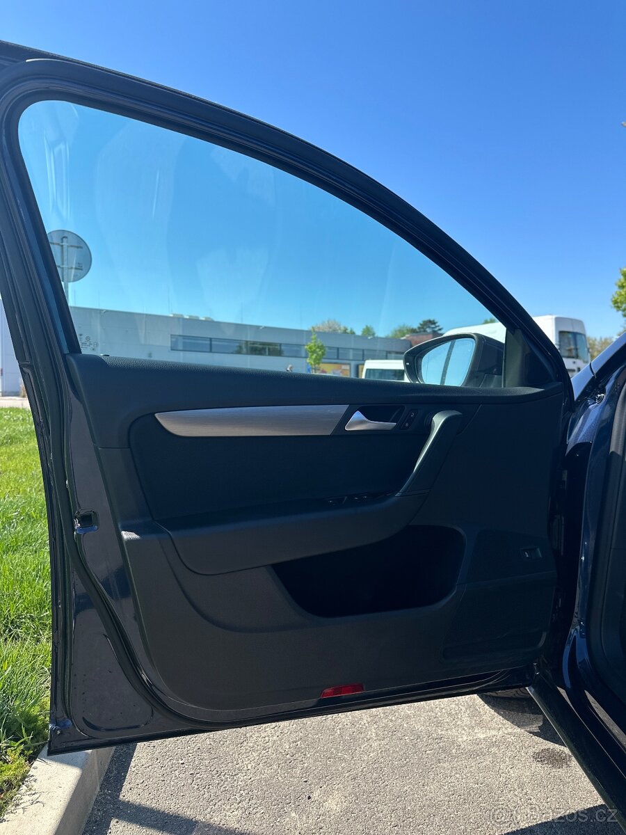 Volkswagen Passat 2.0 TDI, Tažné, STK - 7