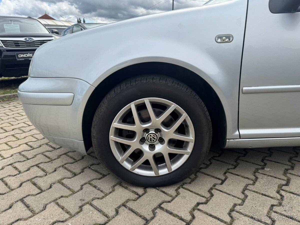 Volkswagen Golf 1,9 TDI 96 KW STK BRZDY - 7