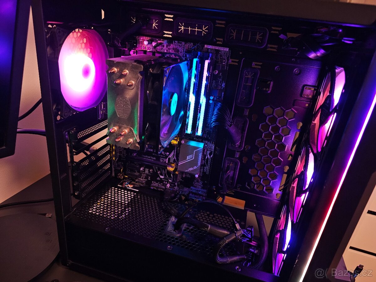 Z270 + i7 7700k + 32 GB RAM + RGB case + Corsair 750 W Gold - 7