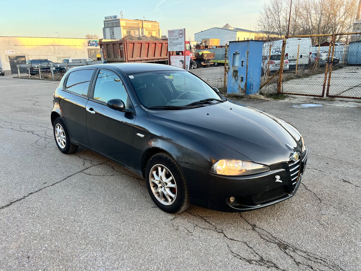Alfa Romeo 147 110kw 1.9 jtdm - 7