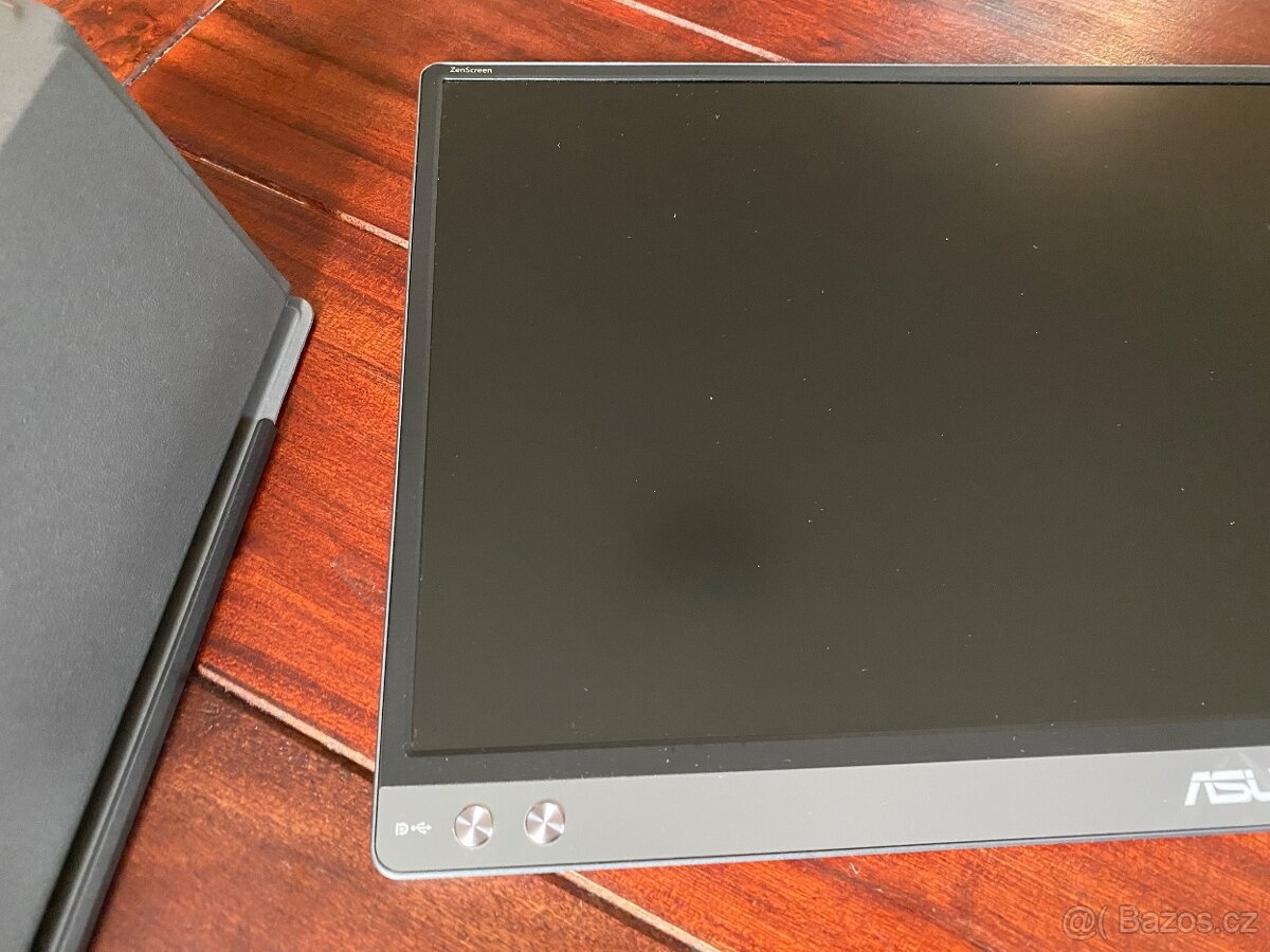 Přenosný monitor - 7