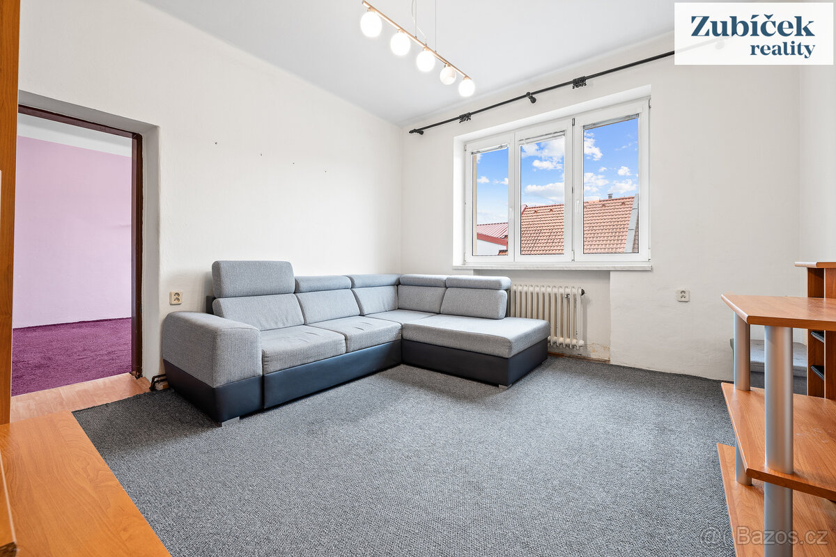 Prodej bytu 2+1 Uh.Hradiště - ul.Rostislavova - 7