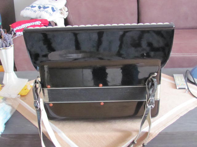 Delicia Melodia VI, 96 basů - 7