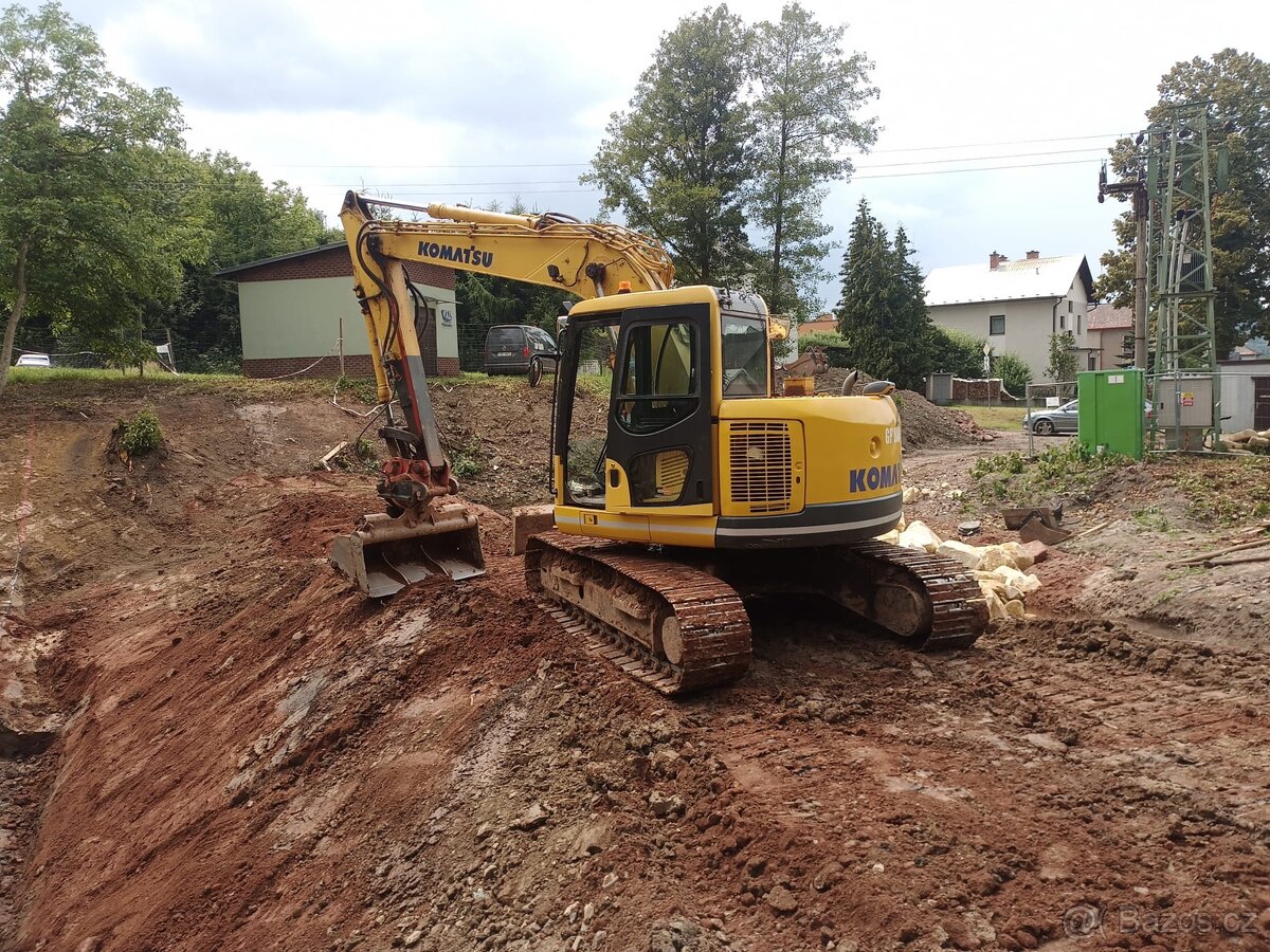 Prodám komatsu pc 138us - 7