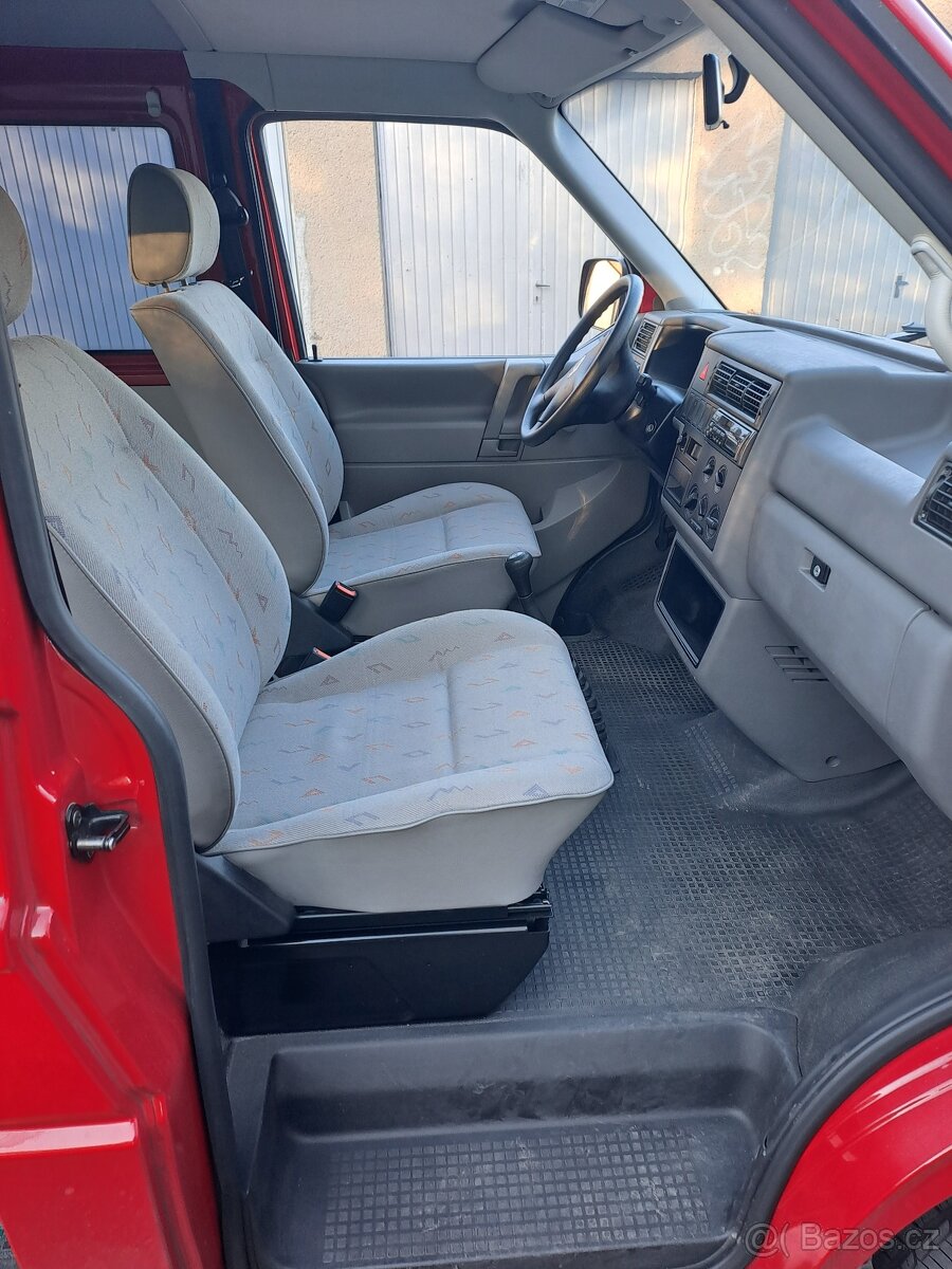 VW Transporter, 2,5 TDI - 7