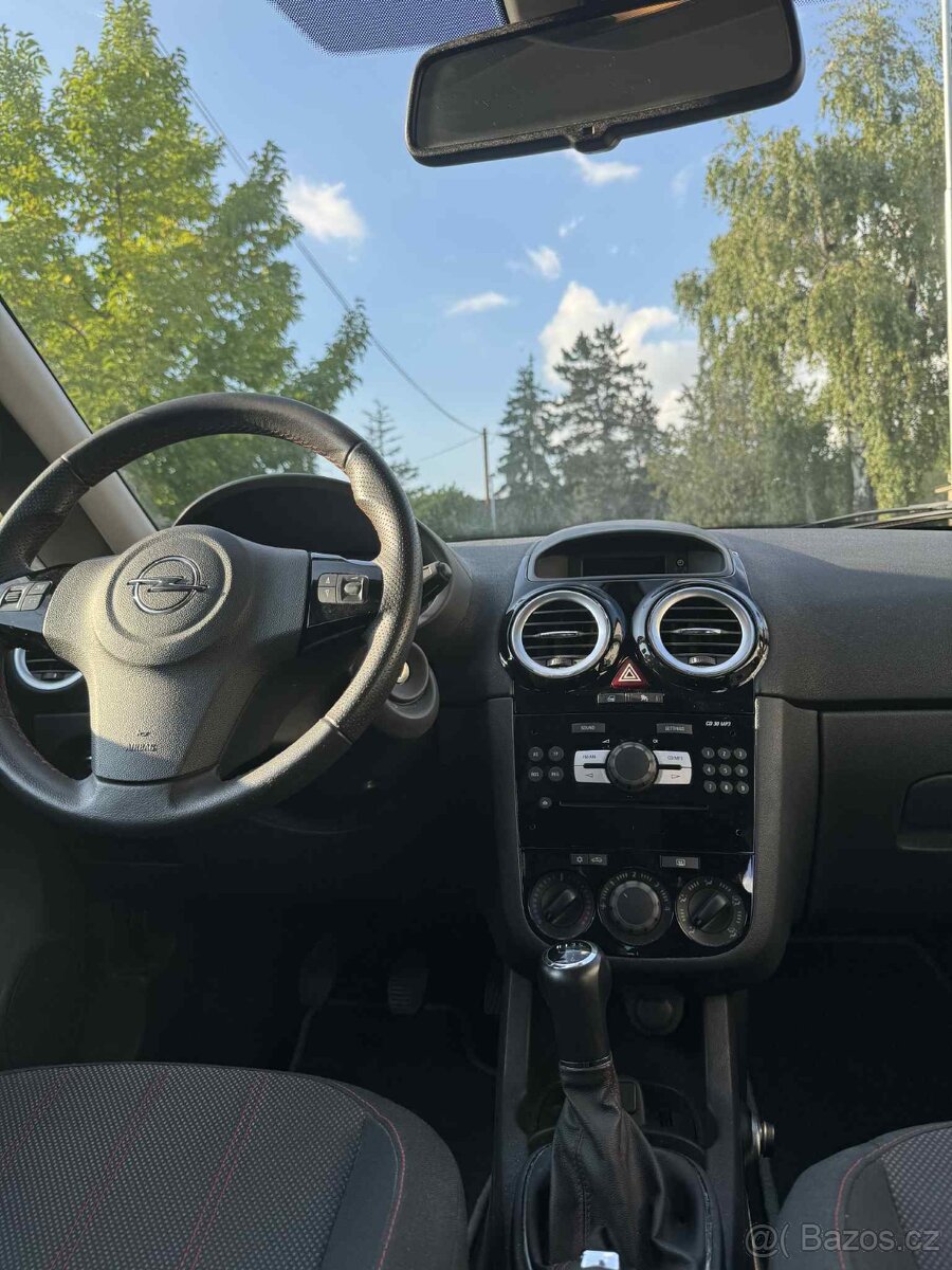 OPEL CORSA 1,4 SPORT (74 KW) - 7