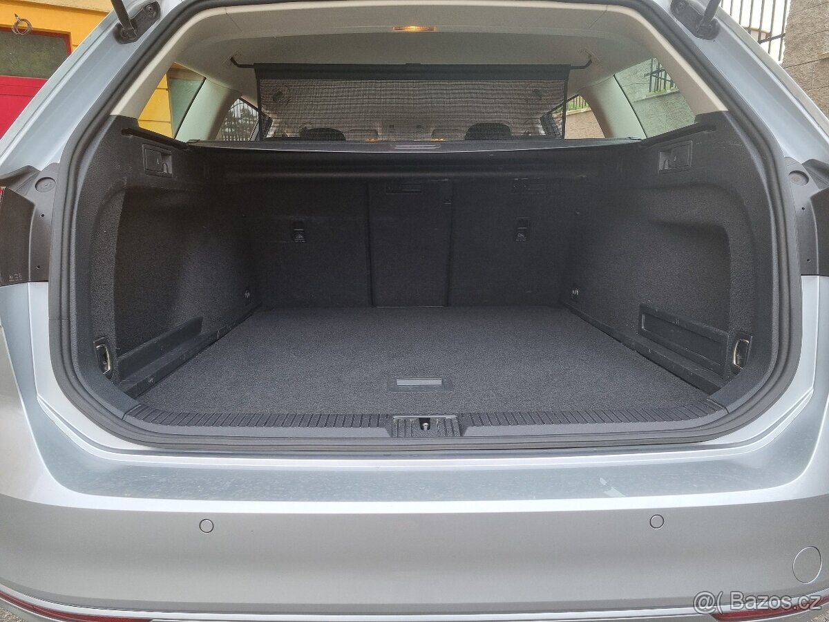 VW Passat B8 combi 06/2018 diesel automat DSG - 7