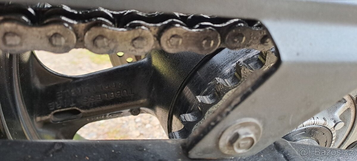 Kawasaki KLV 1000/VStrom DL 1000 - 7