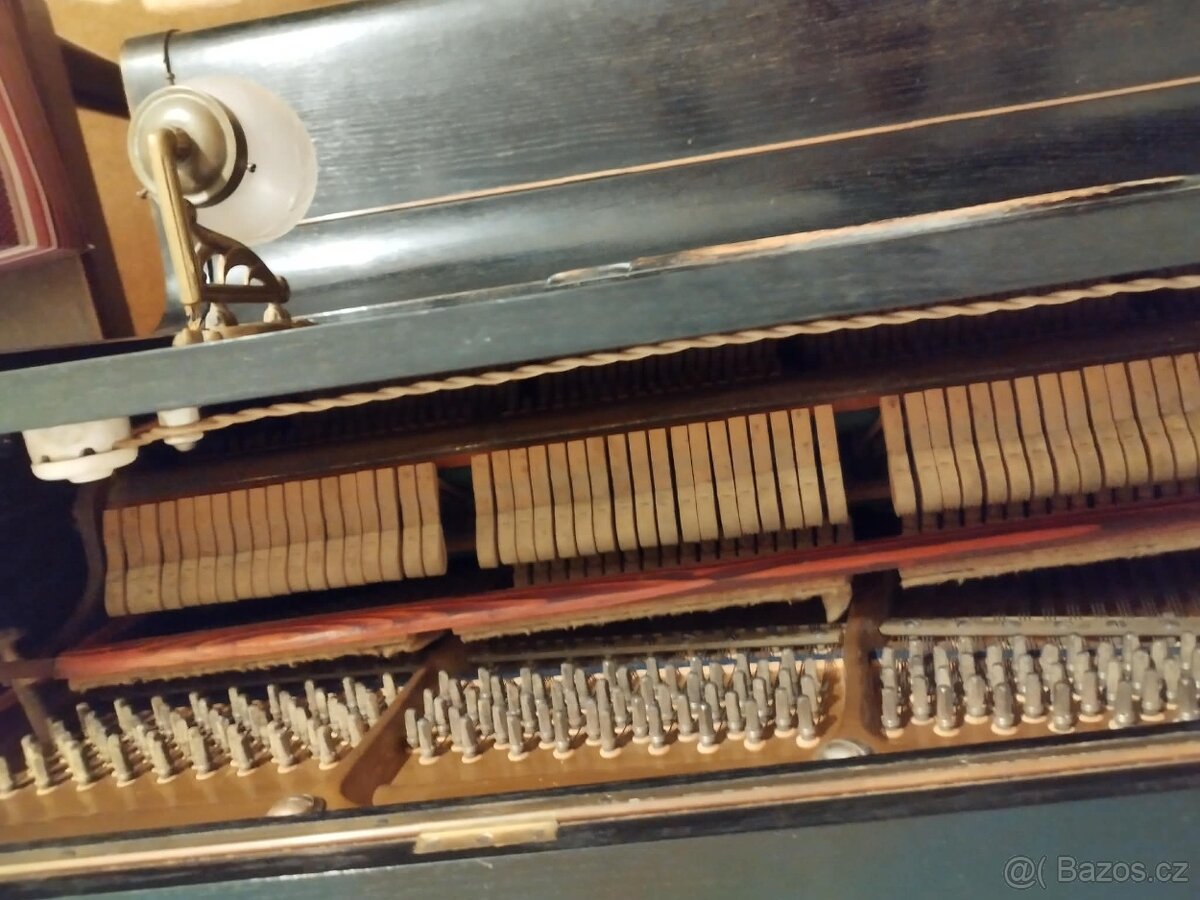 Pianino ROUS - 7