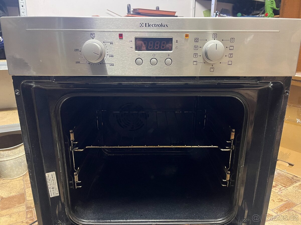 Vestavěná trouba Electrolux - 7