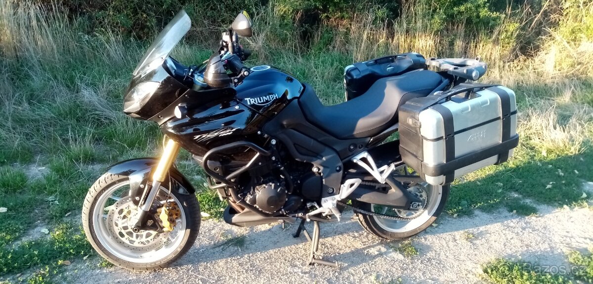 Triumph Tiger 1050 - 7