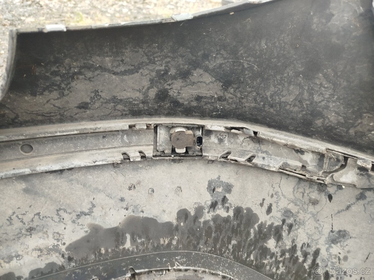 Zadní nárazník BMW E87 - 7