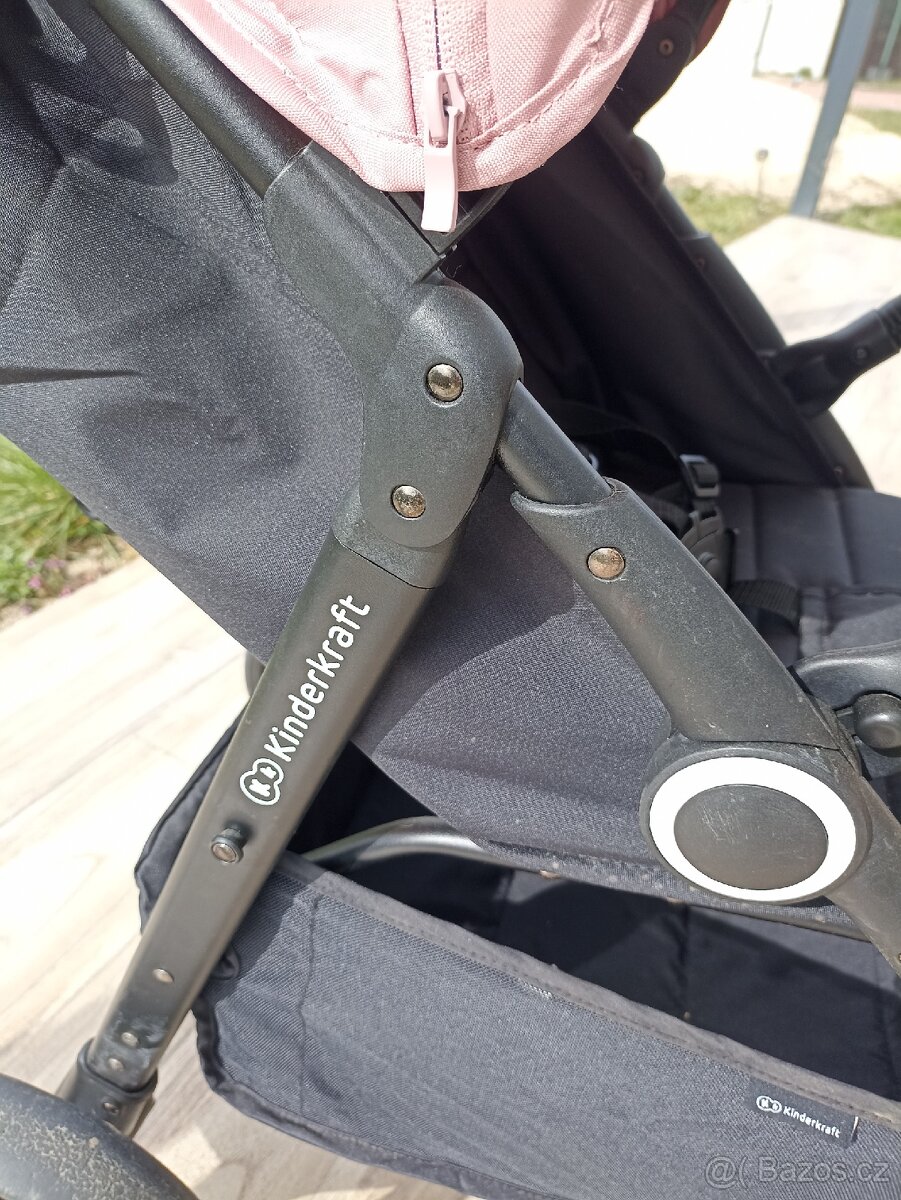 Sportovní kočárek - 7