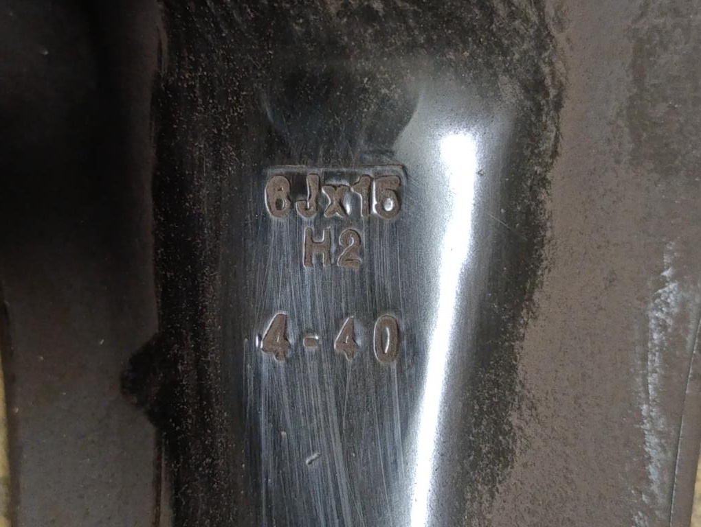 Zimní pneu 15¨ - 7