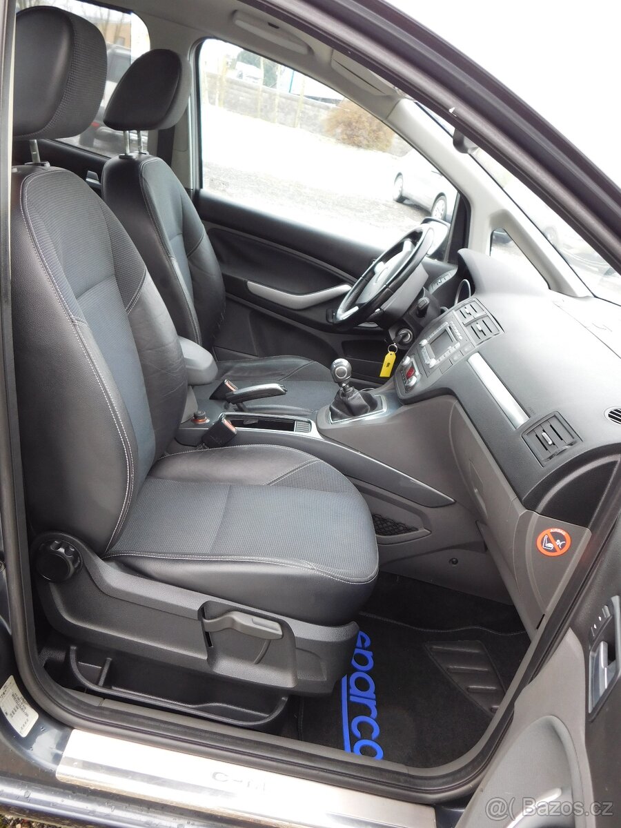 Ford C-max 2.0 TDCi,,TITANIUM,pěkný,BEZ KOROZE,tažný - 7