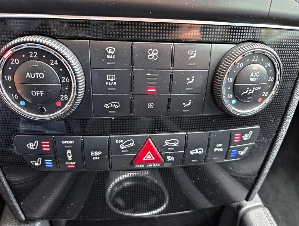 MERCEDES-BENZ ML 320CDi 165kW 6/2009 ČR, JEN 175TKM, 2x KOLA - 7