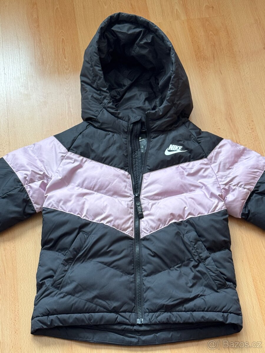 Zimní bundy NIKE a 4F - 7