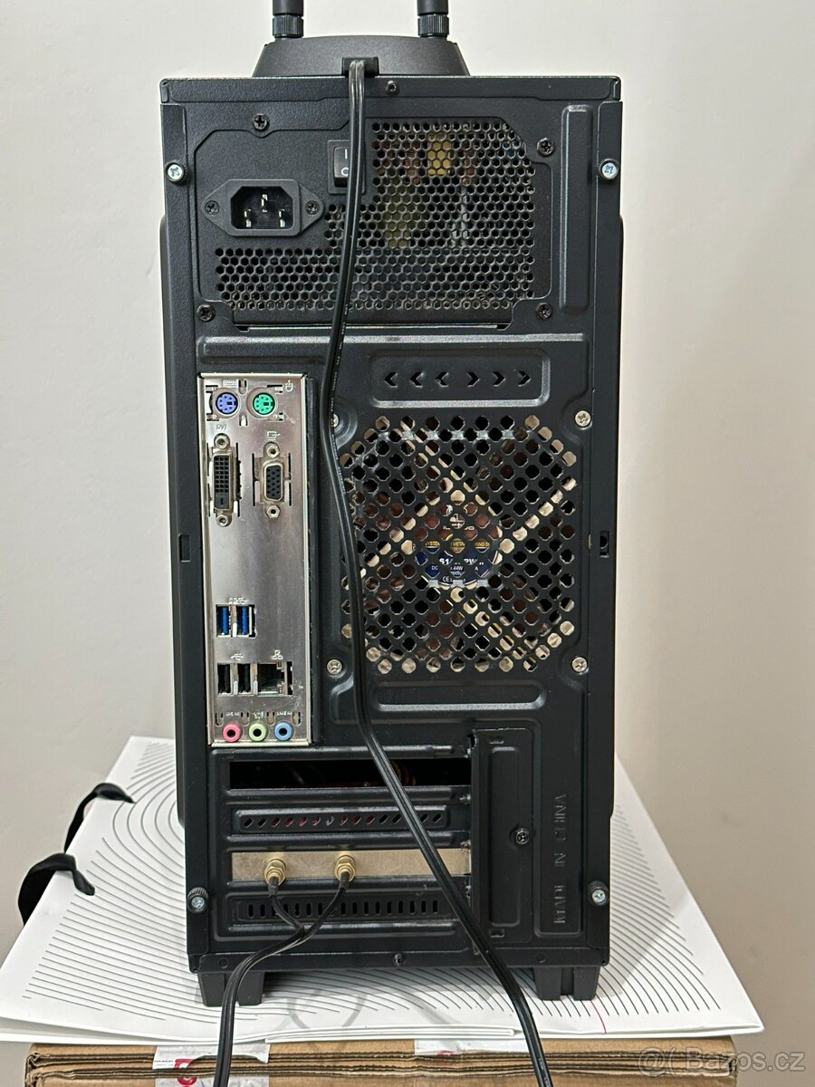 Stolní PC – 16 GB RAM, Wi-Fi + Bluetooth - 7