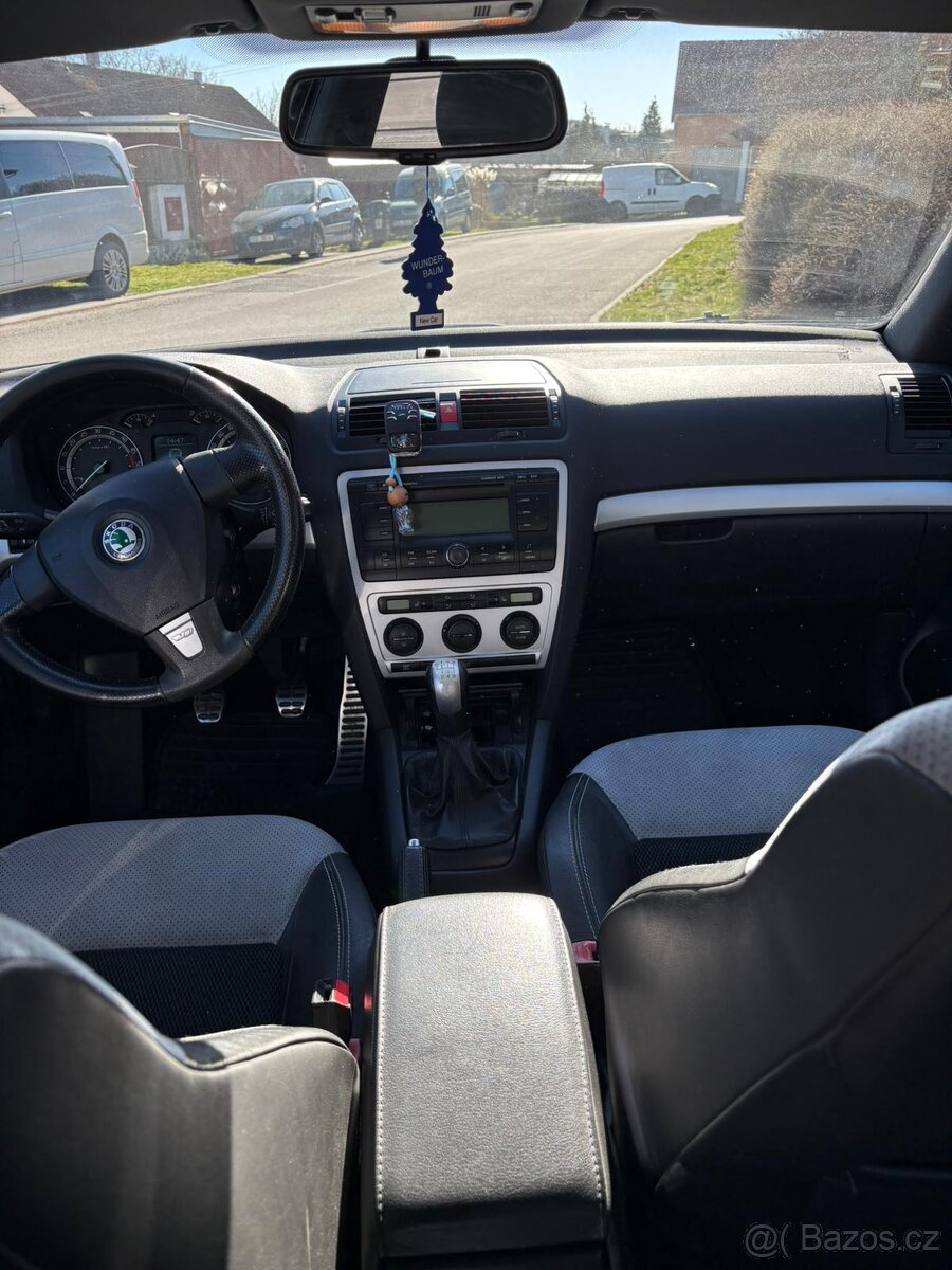 Octavia rs 2.0TDI Common Rail - 7