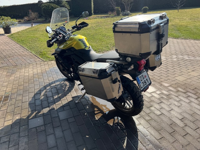 Triuph Tiger 800 - 7